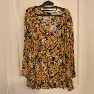 Yellow Floral Torrid Long sleeve blouse